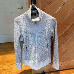 Marmot Tech Fleece in light grey. Size small